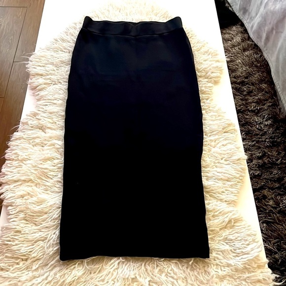 2 B By Bebe Gorgeous MIDI Skirt! - Picture 9 of 14